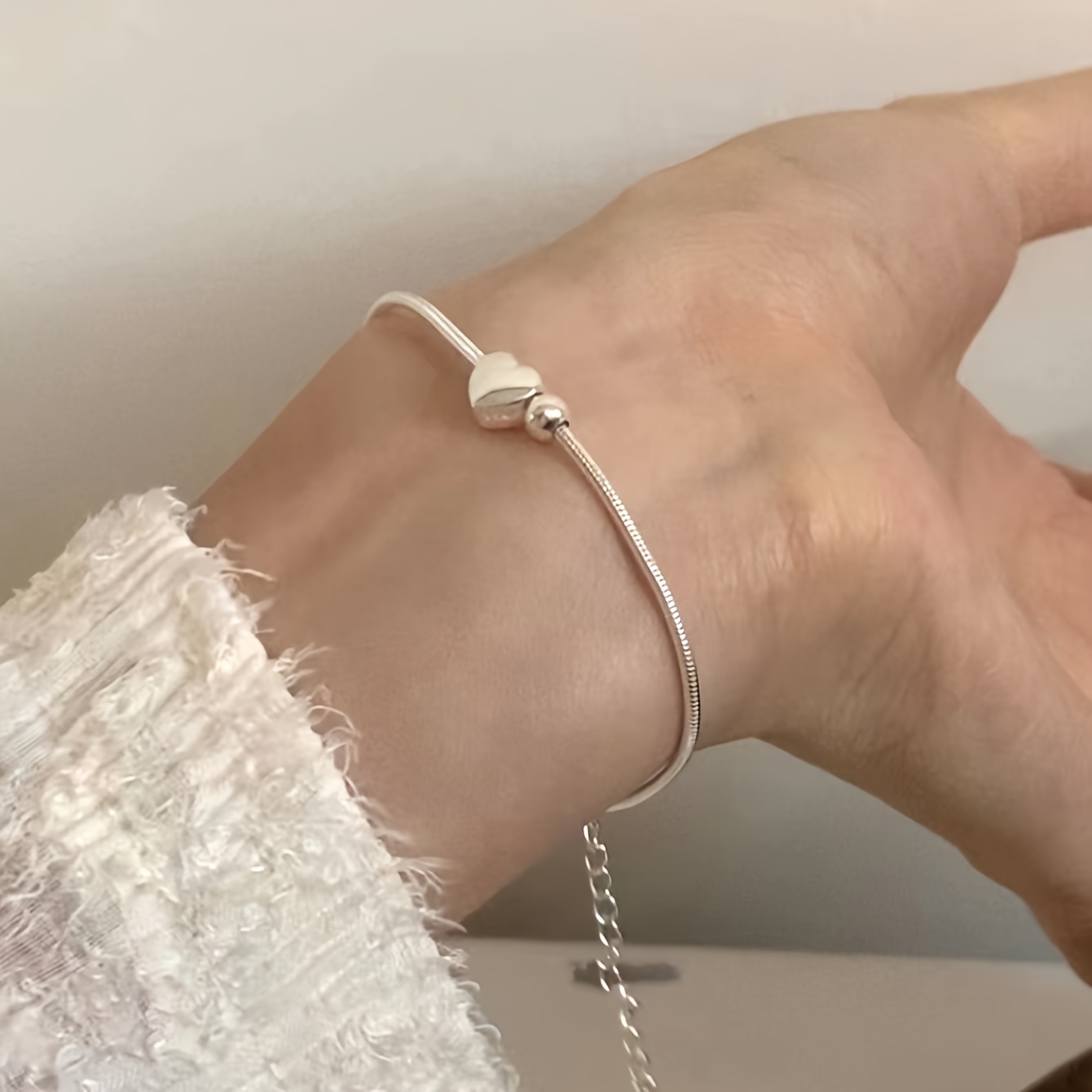 Heart-Shaped Bead Bracelet, Versatile Decorative Piece